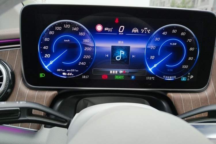Used Mercedes-Benz EQE 2022 350 Luxury Edition Instrument Cluster