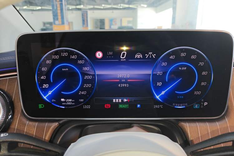 Used Mercedes-Benz EQE 2022 350 Luxury Edition Instrument Cluster