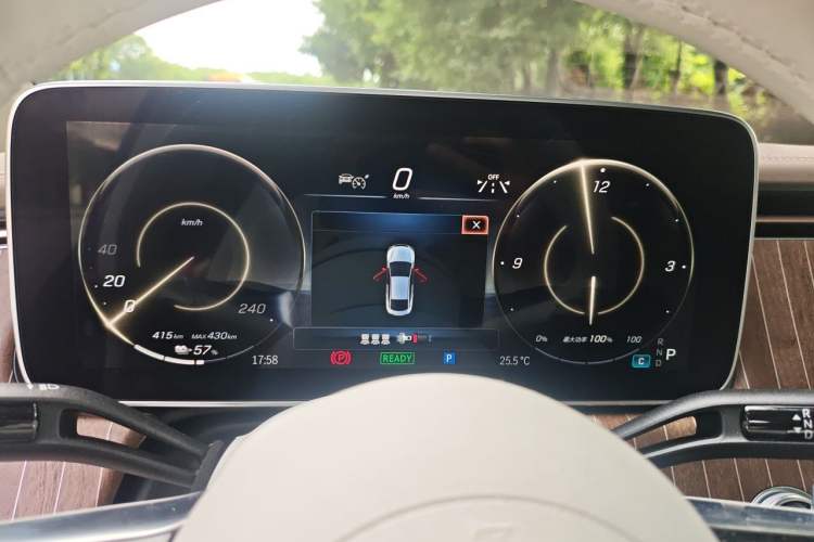 Used Mercedes-Benz EQE 2022 350 Pioneer Edition Instrument Cluster