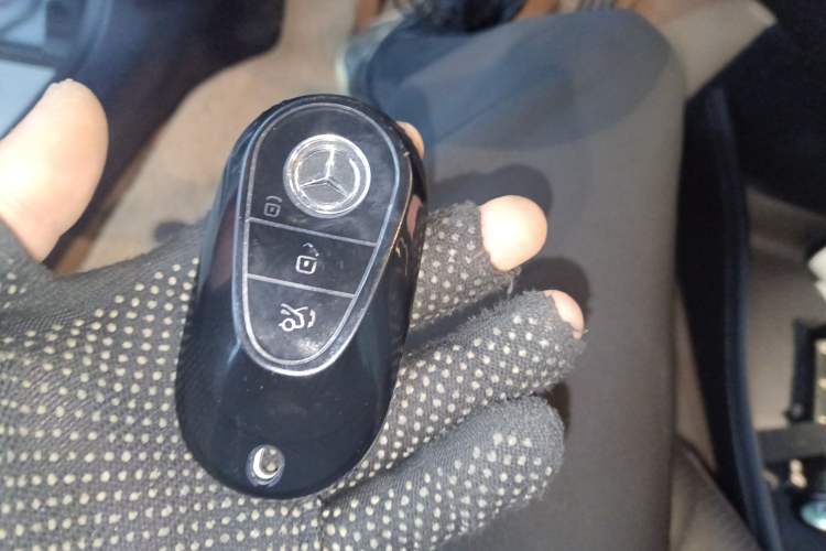 Used Mercedes-Benz EQE 2022 350 Pioneer Edition Interior 1