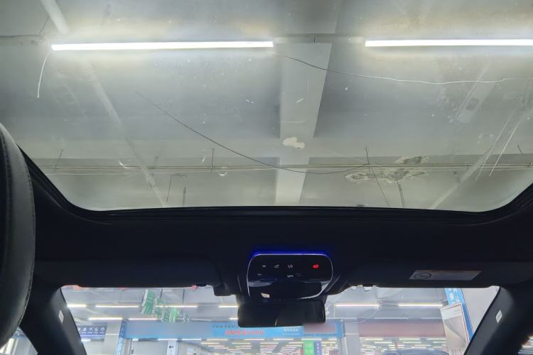 Used Mercedes-Benz EQE 2022 350 Pioneer Edition Interior 12