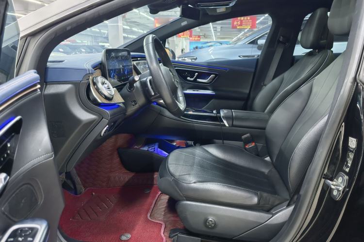 Used Mercedes-Benz EQE 2022 350 Pioneer Edition Interior 2