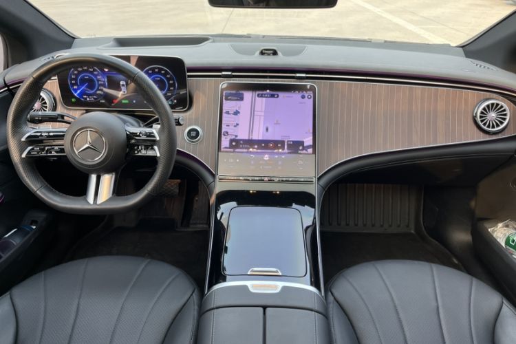 Used Mercedes-Benz EQE 2022 350 Luxury Edition Interior 5