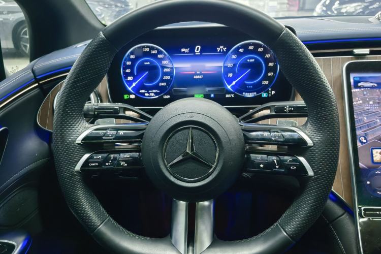 Used Mercedes-Benz EQE 2022 350 Pioneer Edition Interior 5