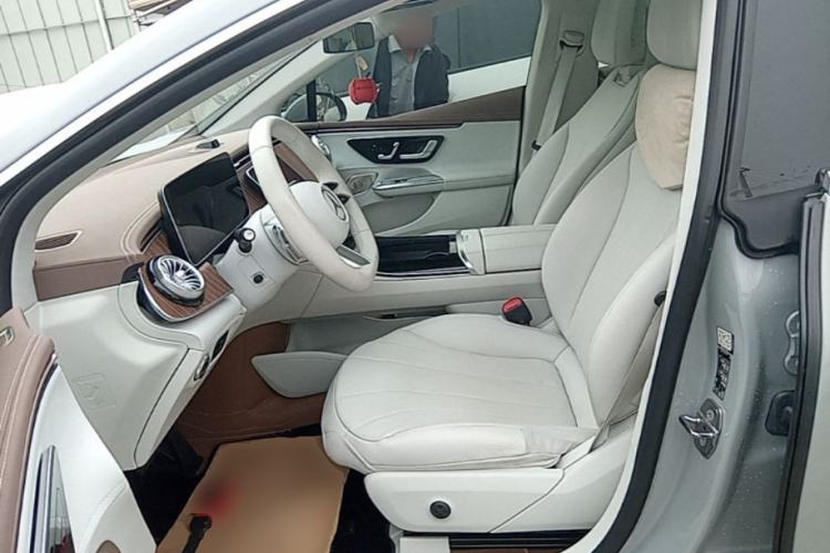 Used Mercedes-Benz EQE 2022 350 Luxury Edition Left Front Seat