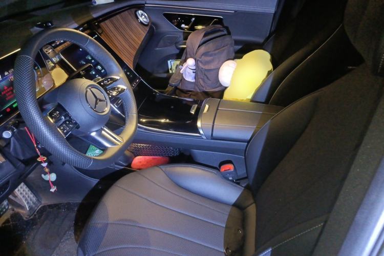Used Mercedes-Benz EQE 2022 350 Luxury Edition Left Front Seat