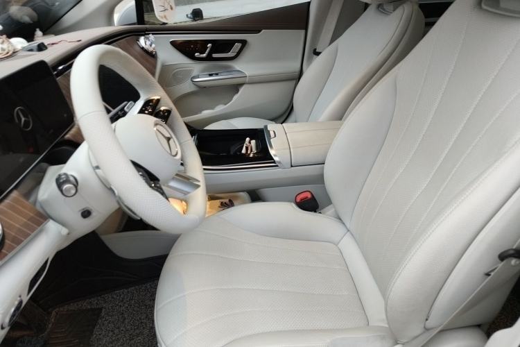 Used Mercedes-Benz EQE 2022 350 Luxury Edition Left Front Seat