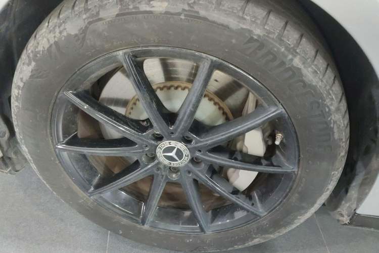 Used Mercedes-Benz EQE 2022 350 Pioneer Edition Left Front Wheel Hub
