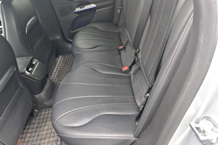Used Mercedes-Benz EQE 2022 350 First Edition Special Version Left Rear Seat