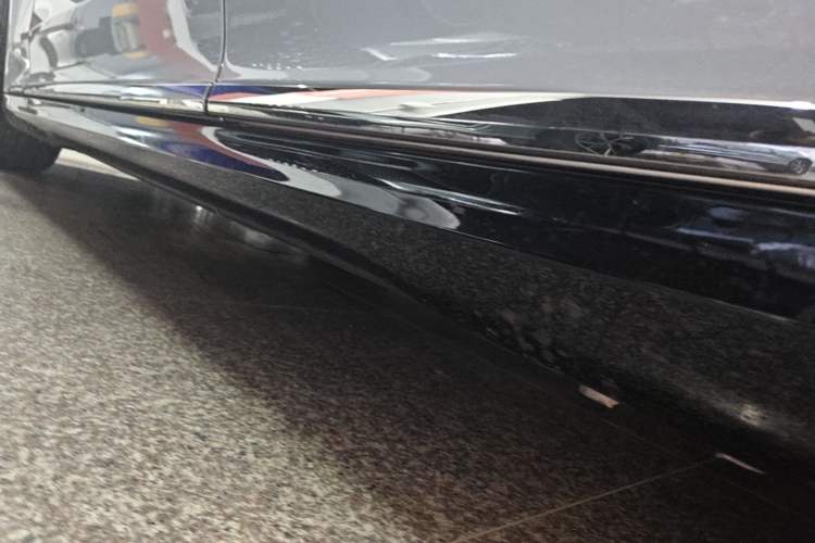 Used Mercedes-Benz EQE 2022 350 Pioneer Edition Left Side Sill