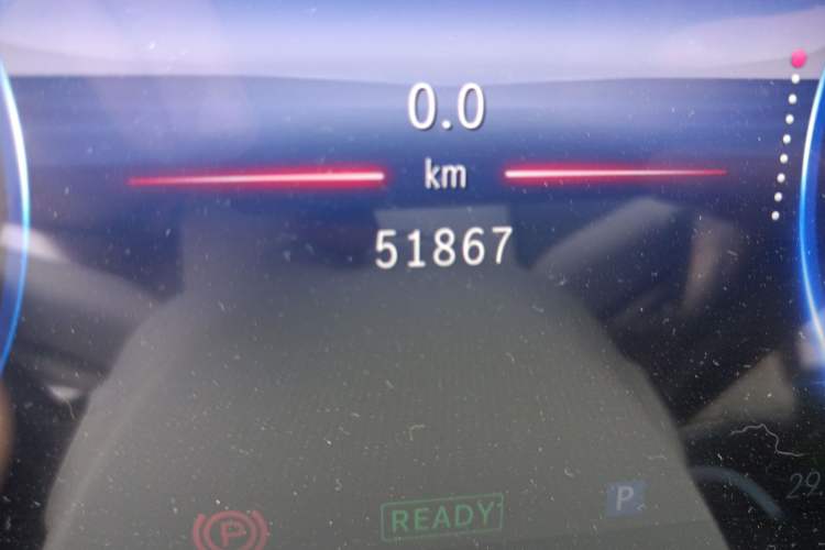 Used Mercedes-Benz EQE 2022 350 First Edition Special Version Odometer Close Up