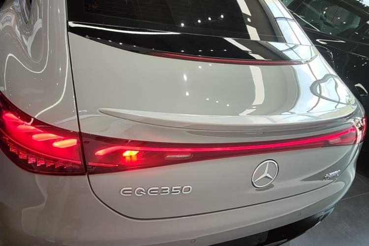 Used Mercedes-Benz EQE 2022 350 Luxury Edition Rear