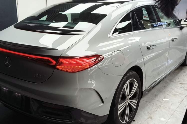 Used Mercedes-Benz EQE 2022 350 Luxury Edition Rear Right 45 Deg