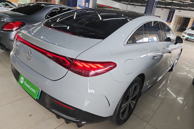 Used Mercedes-Benz EQE 2022 350 Luxury Edition Rear Right 45 Deg