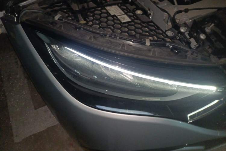 Used Mercedes-Benz EQE 2022 350 Luxury Edition Right Front Headlight