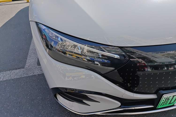 Used Mercedes-Benz EQE 2022 350 Luxury Edition Right Front Headlight