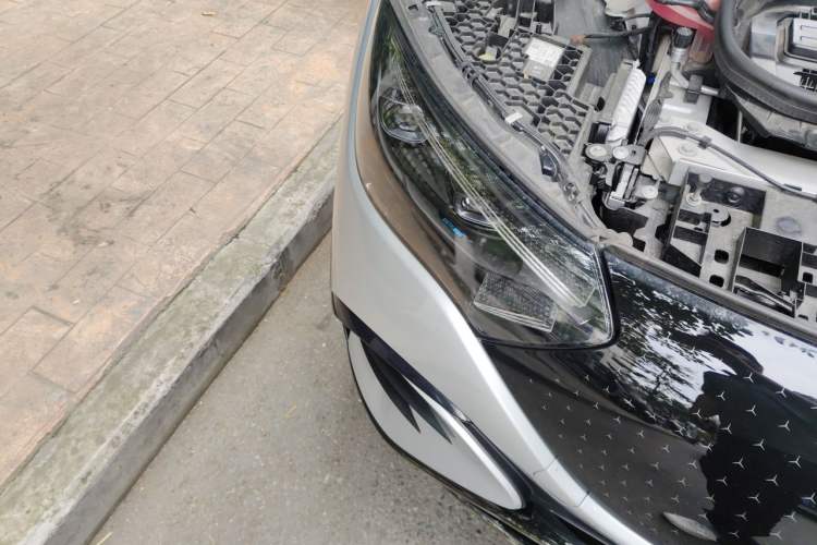 Used Mercedes-Benz EQE 2022 350 First Edition Special Version Right Front Headlight