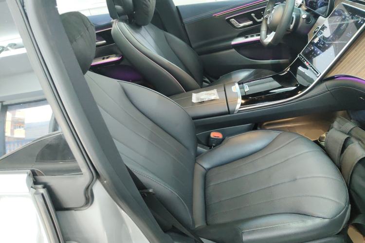 Used Mercedes-Benz EQE 2022 350 Pioneer Edition Right Front Seat