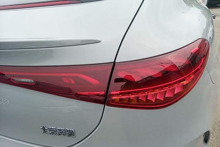 Used Mercedes-Benz EQE 2022 350 Luxury Edition Right Rear Taillight