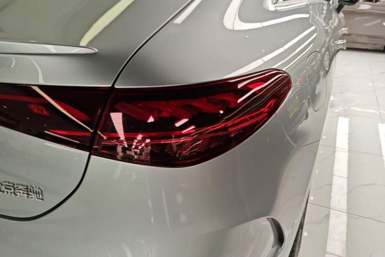 Used Mercedes-Benz EQE 2022 350 Luxury Edition Right Rear Taillight