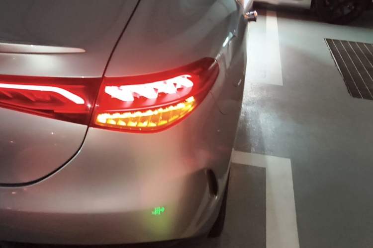 Used Mercedes-Benz EQE 2022 350 Luxury Edition Right Rear Taillight