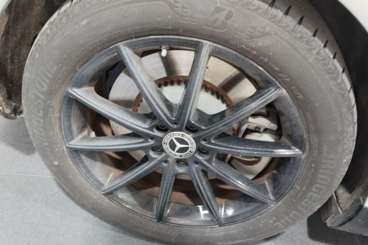 Used Mercedes-Benz EQE 2022 350 Pioneer Edition Right Rear Wheel Hub