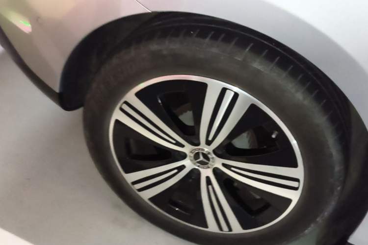 Used Mercedes-Benz EQE 2022 350 Luxury Edition Right Rear Wheel Hub