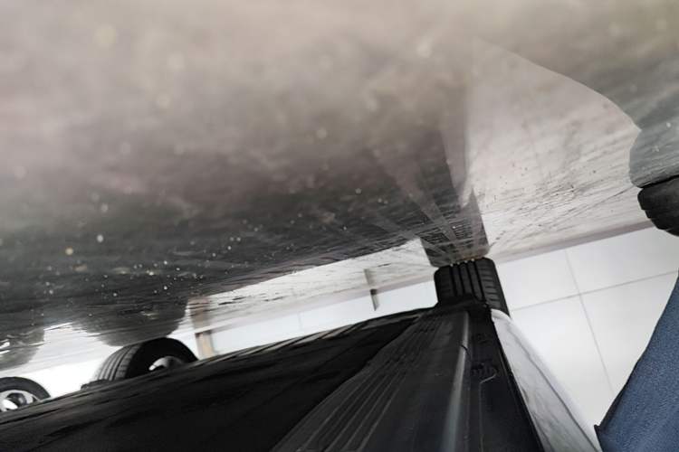 Used Mercedes-Benz EQE 2022 350 Pioneer Edition Right Side Sill