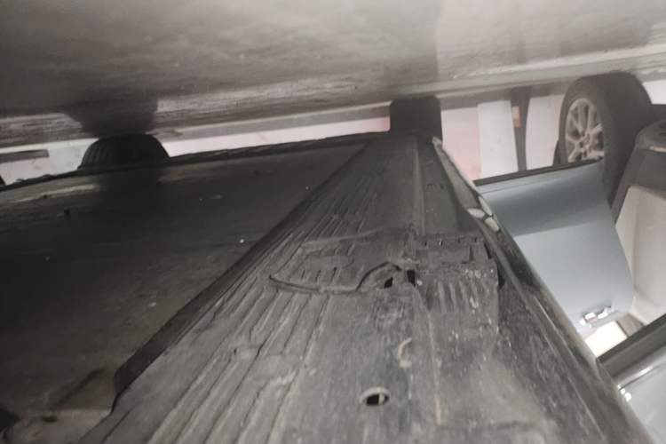 Used Mercedes-Benz EQE 2022 350 Pioneer Edition Right Side Sill