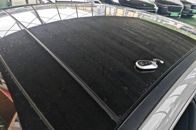 Used Mercedes-Benz EQE 2022 350 Pioneer Edition Roof