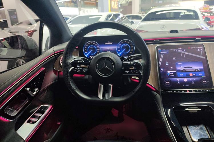 Used Mercedes-Benz EQE 2022 350 Pioneer Edition Steering Wheel