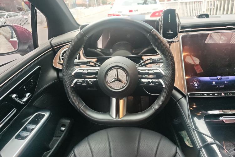 Used Mercedes-Benz EQE 2022 350 Luxury Edition Steering Wheel