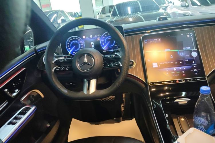 Used Mercedes-Benz EQE 2022 350 Luxury Edition Steering Wheel