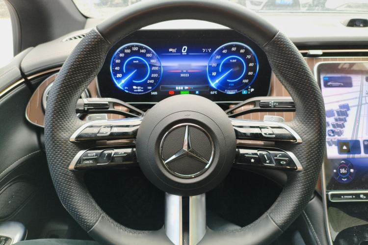 Used Mercedes-Benz EQE 2022 350 Pioneer Edition Steering Wheel