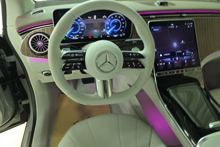 Used Mercedes-Benz EQE 2022 350 Pioneer Edition Steering Wheel