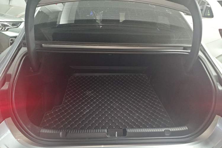 Used Mercedes-Benz EQE 2022 350 Pioneer Edition Trunk