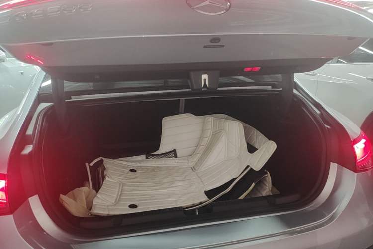 Used Mercedes-Benz EQE 2022 350 Pioneer Edition Trunk