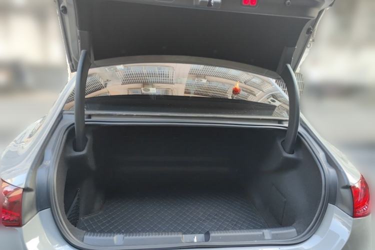 Used Mercedes-Benz EQE 2022 350 First Edition Special Version Trunk