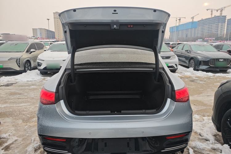 Used Mercedes-Benz EQE 2022 350 Pioneer Edition Trunk