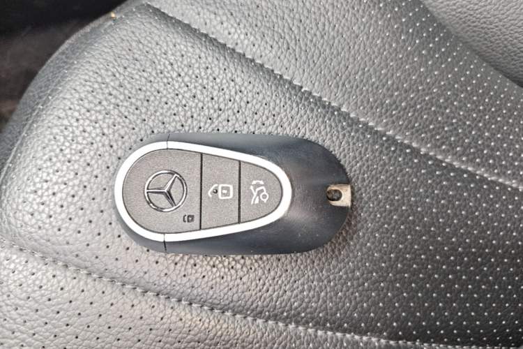Used Mercedes-Benz EQE 2022 350 First Edition Special Version Vehicle Key
