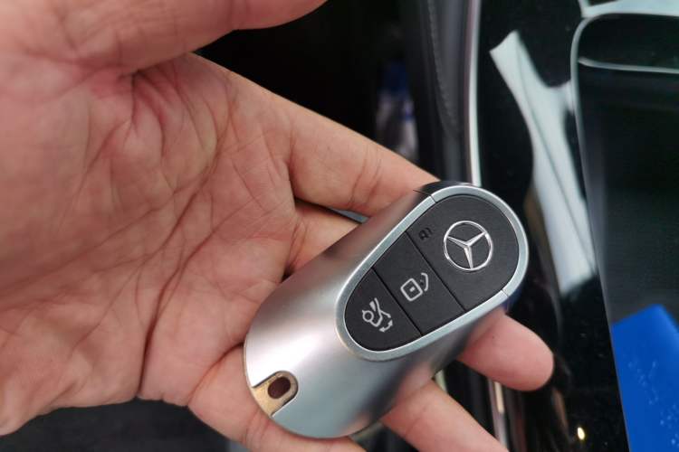 Used Mercedes-Benz EQE 2022 350 Luxury Edition Vehicle Key
