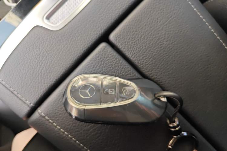 Used Mercedes-Benz EQE 2022 350 Luxury Edition Vehicle Key