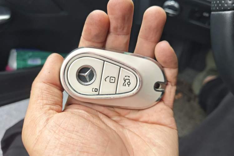 Used Mercedes-Benz EQE 2022 350 Pioneer Edition Vehicle Key