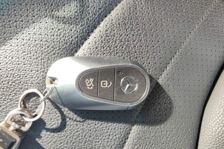 Used Mercedes-Benz EQE 2022 350 First Edition Special Version Vehicle Key