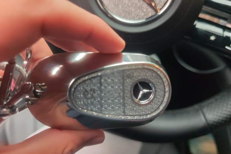 Used Mercedes-Benz EQE 2022 350 Luxury Edition Vehicle Key