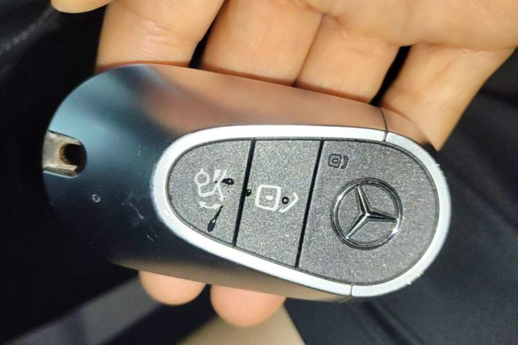 Used Mercedes-Benz EQE 2022 350 Luxury Edition Vehicle Key