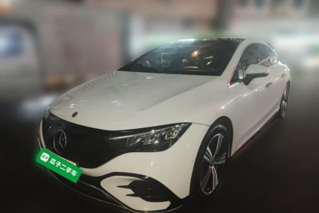 Ojetý Mercedes-Benz EQE 2022 350 Luxury Edition