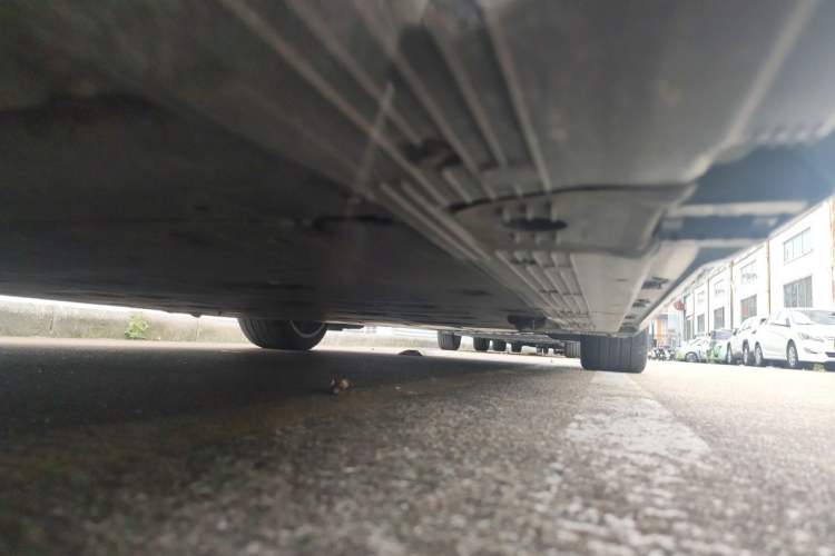 Used Mercedes-Benz EQE 2022 350 First Edition Special Version Chassis Rear Right