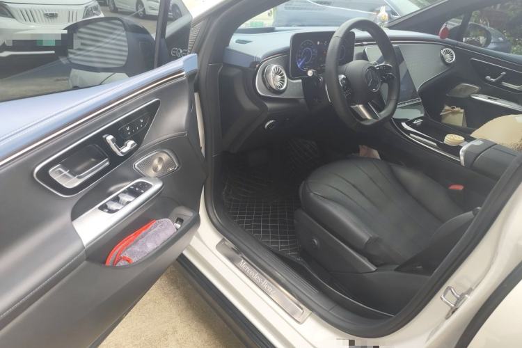 Used Mercedes-Benz EQE 2022 350 First Edition Special Version Driver Seat