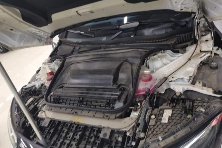 Used Mercedes-Benz EQE 2022 350 Pioneer Edition Engine Bay